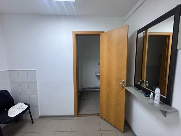 Снять коммерческую недвижимость в Тобольске. Вариант № 335773, 26, площадь -  квм, цена 130000 рублей