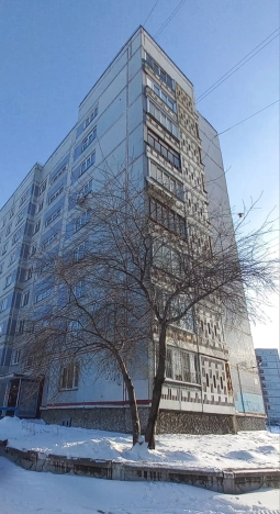 Купить трехкомнатную квартиру в Новосибирске. Вариант № 9310997, 28, площадь -  квм, цена 5250000 рублей