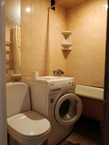 Купить квартиру в Вологодской области. Вариант № 6261839, 4, площадь -  квм, цена 2600000 рублей