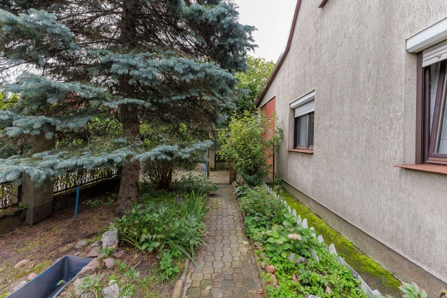 Купить дом на улице Баженова в Калининграде. Вариант № 2974172, 33, площадь -  квм, цена 18000000 рублей