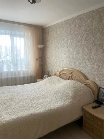 Купить трехкомнатную квартиру в Кузнецке. Вариант № 24672, 8, площадь -  квм, цена 7100000 рублей