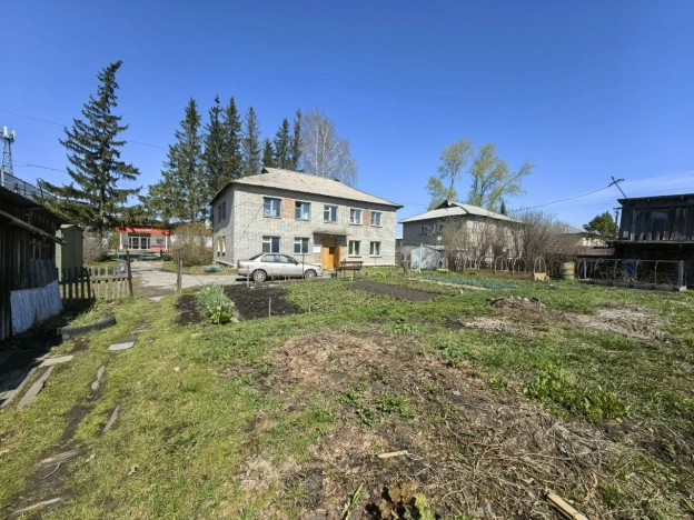 Купить трехкомнатную квартиру на улице Пионерская в Новосибирской области. Вариант № 25024, 0, площадь -  квм, цена 3650000 рублей