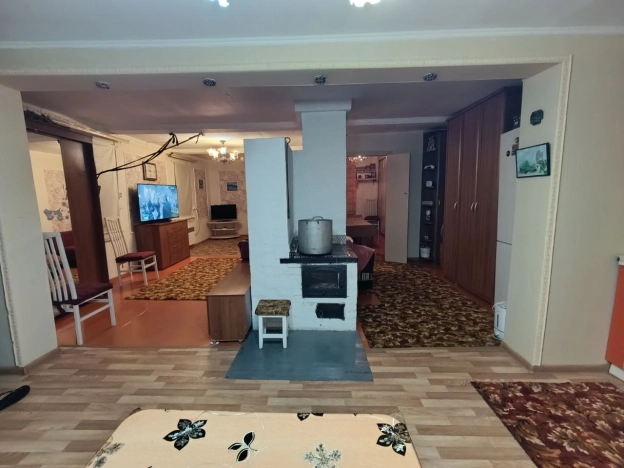 Купить дом на улице Белокаменная в Улан-Удэ. Вариант № 8414225, 3, площадь -  квм, цена 4600000 рублей