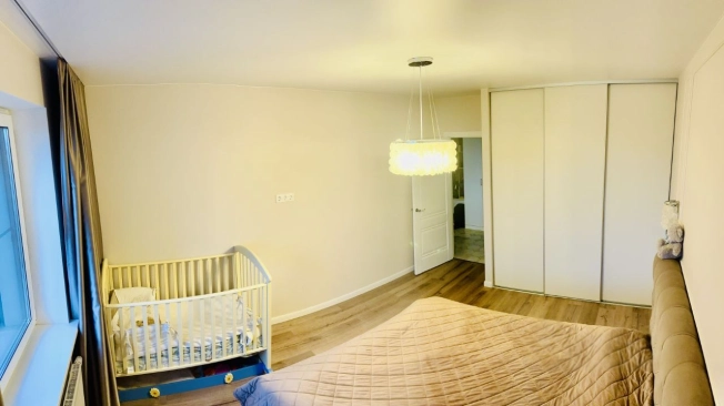 Купить двухкомнатную квартиру в районе Приморский в Санкт-Петербурге. Вариант № 7593855, 8, площадь -  квм, цена 24500000 рублей