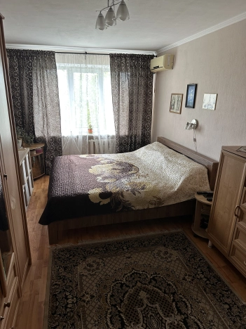 Купить трехкомнатную квартиру в Ростовской области. Вариант № 6912625, 20, площадь -  квм, цена 5800000 рублей