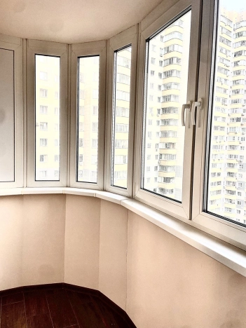 Купить трехкомнатную квартиру у метро Коммунарка в Москве. Вариант № 9891640, 5, площадь -  квм, цена 13700000 рублей