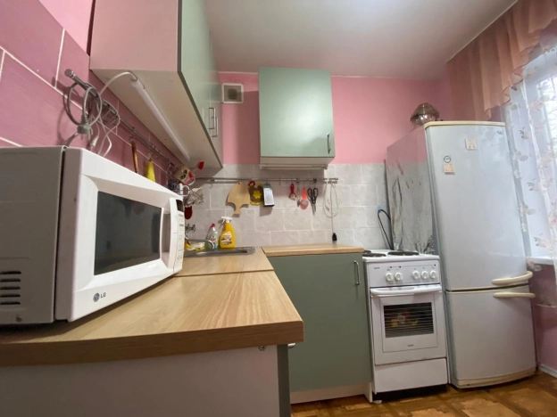 Купить однокомнатную квартиру в ЦАО в Новосибирске. Вариант № 3347393, 5, площадь -  квм, цена 5400000 рублей