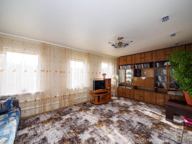 Купить дом в Омске. Вариант № 20756, 0, площадь -  квм, цена 5170000 рублей