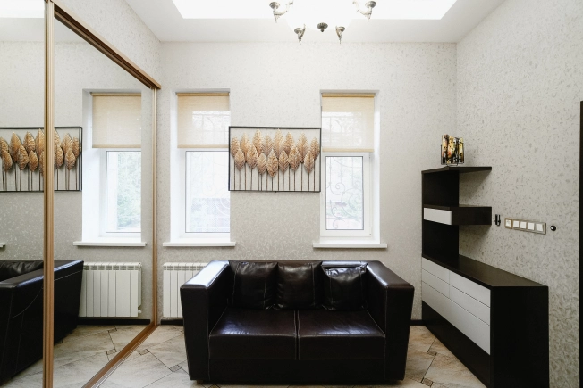 Купить дом в Омске. Вариант № 1418502, 21, площадь -  квм, цена 69000000 рублей