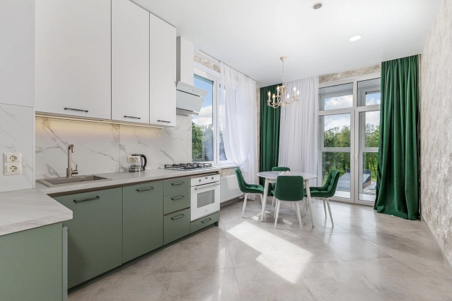 Купить двухкомнатную квартиру в районе Центральный в Калининграде. Вариант № 8937279, 1, площадь -  квм, цена 20100000 рублей