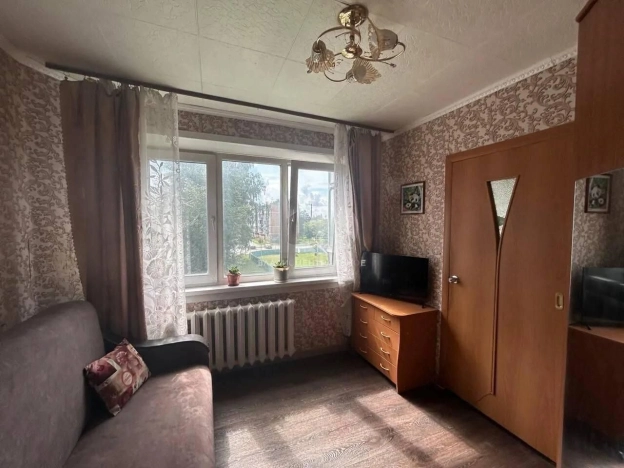 Купить четырехкомнатную квартиру в Новосибирской области. Вариант № 6142788, 30, площадь -  квм, цена 5400000 рублей