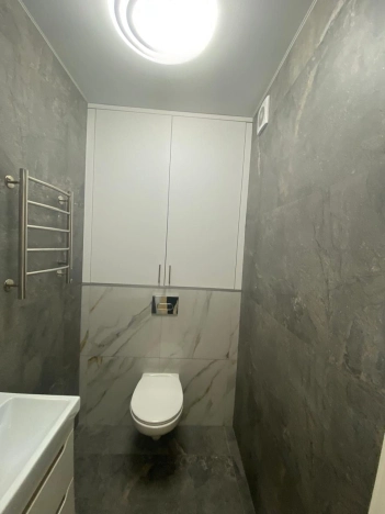 Купить двухкомнатную квартиру на улице Пыжёвский переулок в Москве. Вариант № 10034963, 27, площадь -  квм, цена 20000000 рублей