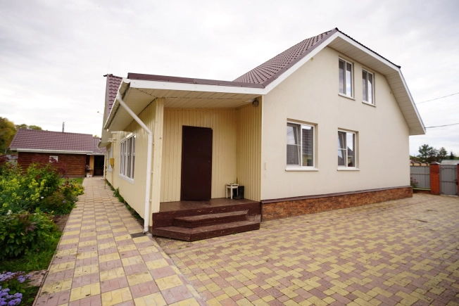 Купить дом в Микрорайоне Порт-Артур в Омске. Вариант № 4824714, 27, площадь -  квм, цена 13000000 рублей