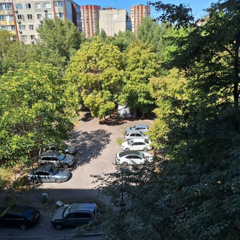 Купить четырехкомнатную квартиру в районе Кировский в Ростове-на-Дону. Вариант № 10493532, 12, площадь -  квм, цена 7800000 рублей