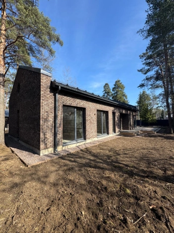 Купить дом на улице Колтушское шоссе в Всеволожске. Вариант № 39141, 3, площадь -  квм, цена 30000000 рублей