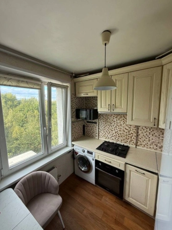 Купить квартиру в Москве. Вариант № 8412088, 18, площадь -  квм, цена 15900000 рублей