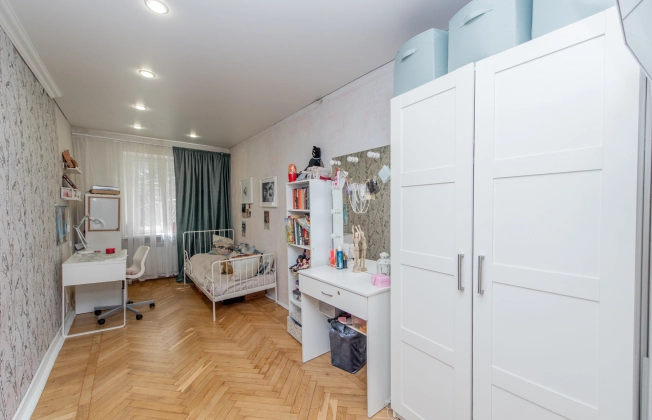 . Вариант № 3653898, 4, площадь - 44 квм, цена 4900000 рублей