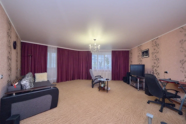 Купить двухкомнатную квартиру в районе Железнодорожный в Рязани. Вариант № 8854502, 0, площадь -  квм, цена 8200000 рублей