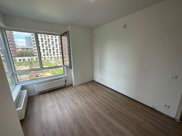 Купить квартиру в Москве. Вариант № 8999756, 12, площадь - квм, цена 25300000 рублей