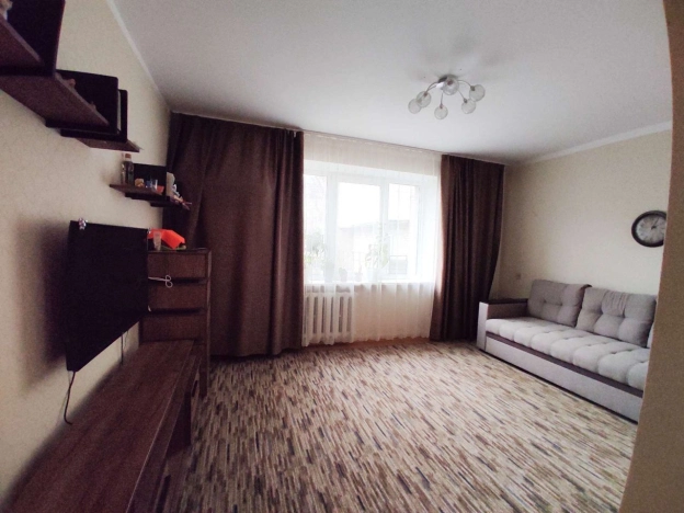 Купить трехкомнатную квартиру в Калининграде. Вариант № 10789866, 6, площадь -  квм, цена 6695000 рублей