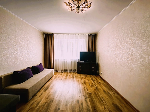 . Вариант № 37300, 5, площадь - 39.7 квм, цена 6200000 рублей