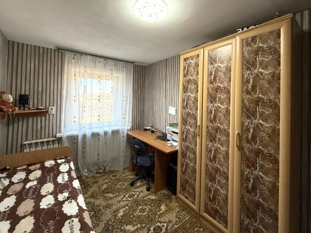 Купить дом на улице Административная в Иркутской области. Вариант № 8349546, 0, площадь -  квм, цена 5500000 рублей