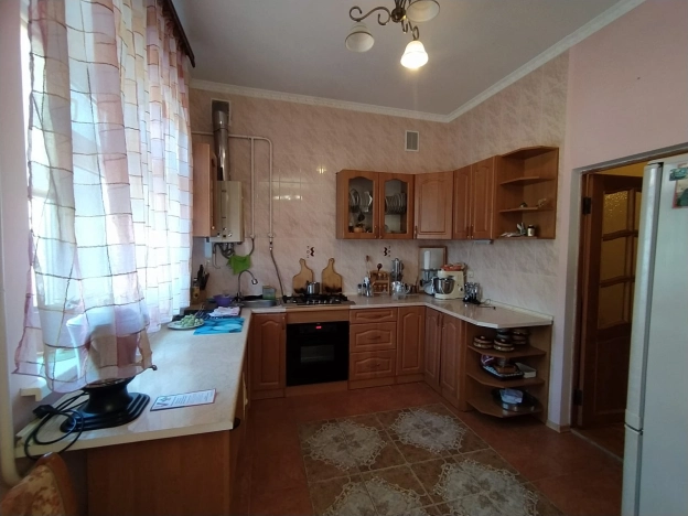 Купить дом на улице Гранатовая в Краснодарском крае. Вариант № 3762374, 7, площадь -  квм, цена 11400000 рублей