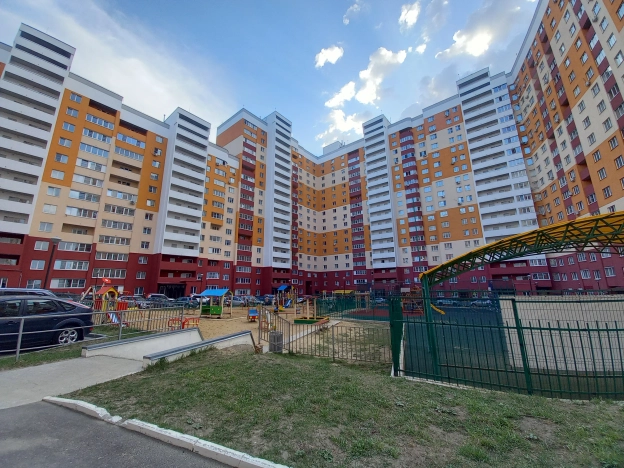 . Вариант № 37159, 14, площадь - 37.5 квм, цена 6200000 рублей