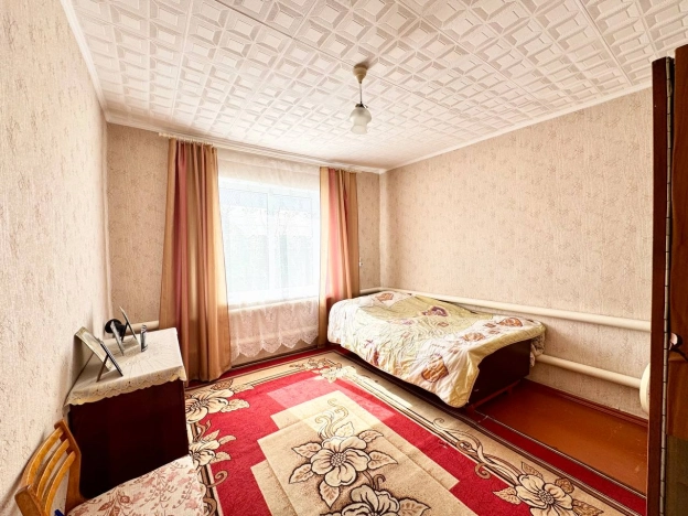 Купить дом на улице Матросова в Республике Башкортостан. Вариант № 6949117, 9, площадь -  квм, цена 750000 рублей