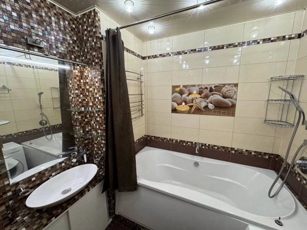 Купить Студию в районе Октябрьский в Новосибирске. Вариант № 51857, 5, площадь -  квм, цена 8240000 рублей