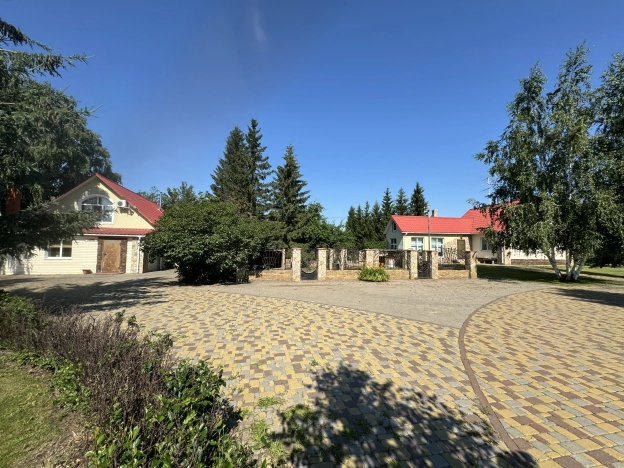 Купить дом в Омске. Вариант № 9547, 32, площадь -  квм, цена 82000000 рублей