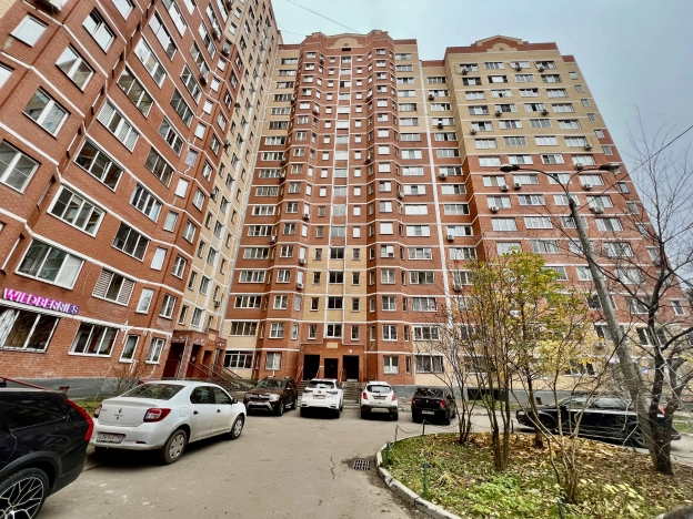 Купить однокомнатную квартиру у метро Бунинская аллея в Подольске. Вариант № 9226933, 17, площадь -  квм, цена 6900000 рублей