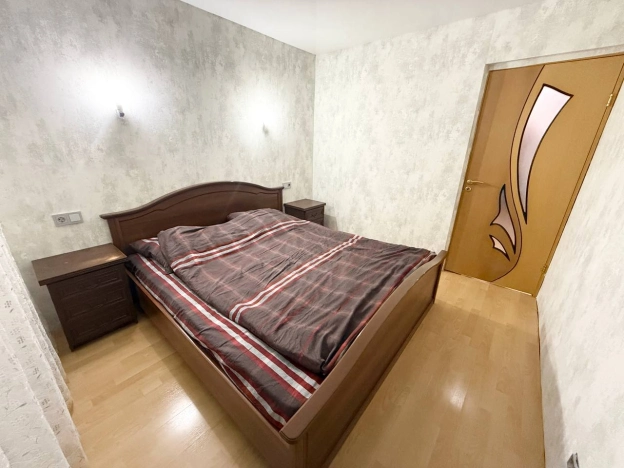 Купить трехкомнатную квартиру в Микрорайоне 2-й, Северо-Западный жилой район в Ижевске. Вариант № 5564022, 9, площадь -  квм, цена 6700000 рублей