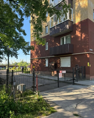 Купить трехкомнатную квартиру на улице Олега Кошевого в Калининграде. Вариант № 14474, 35, площадь -  квм, цена 14500000 рублей