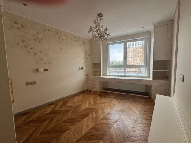 Купить квартиру в Москве. Вариант № 8701436, 13, площадь - квм, цена 55000000 рублей