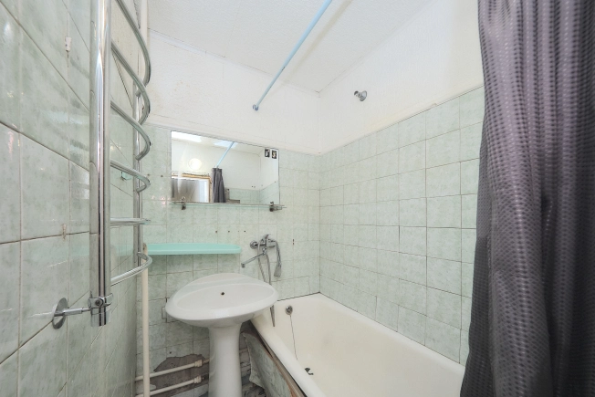 Купить трехкомнатную квартиру в Рязанской области. Вариант № 9871938, 9, площадь -  квм, цена 7500000.0000 рублей