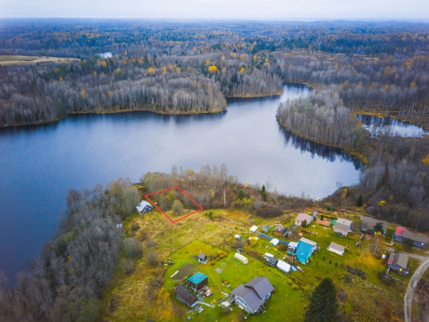 Купить земельный участок в Республике Карелия. Вариант № 14415, 1, площадь -  квм, цена 1000000 рублей