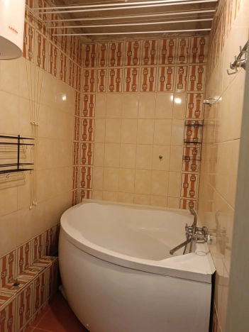 Купить трехкомнатную квартиру на улице Локтинская в Новосибирской области. Вариант № 46354, 8, площадь -  квм, цена 4000000 рублей