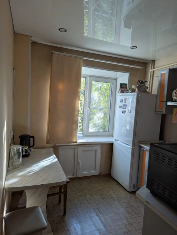 Купить однокомнатную квартиру на улице Строителей в Чите. Вариант № 2980616, 2, площадь -  квм, цена 4699000 рублей