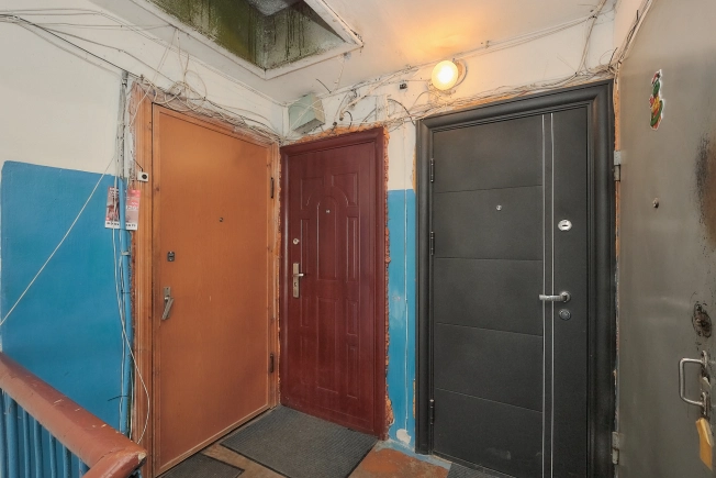 Купить трехкомнатную квартиру на улице Быстрецкая в Рязани. Вариант № 6709935, 9, площадь - квм, цена 3590000 рублей