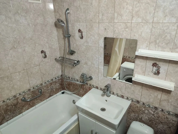 Купить квартиру в Москве. Вариант № 9219541, 4, площадь -  квм, цена 14250000 рублей