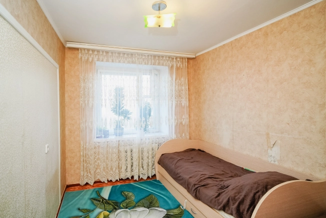 Купить трехкомнатную квартиру в Омске. Вариант № 8099248, 7, площадь -  квм, цена 6500000 рублей