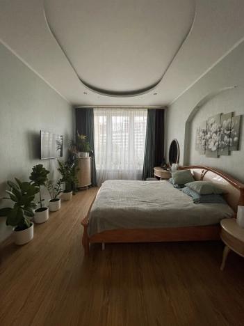 Купить квартиру в Мытищах. Вариант № 5922353, 8, площадь -  квм, цена 30000000 рублей