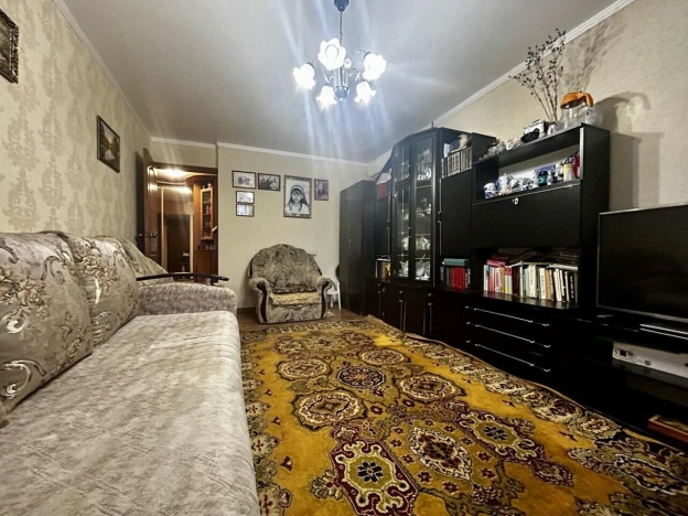 Купить двухкомнатную квартиру на улице Берёзовая в Калужской области. Вариант № 3976681, 6, площадь -  квм, цена 3249450 рублей