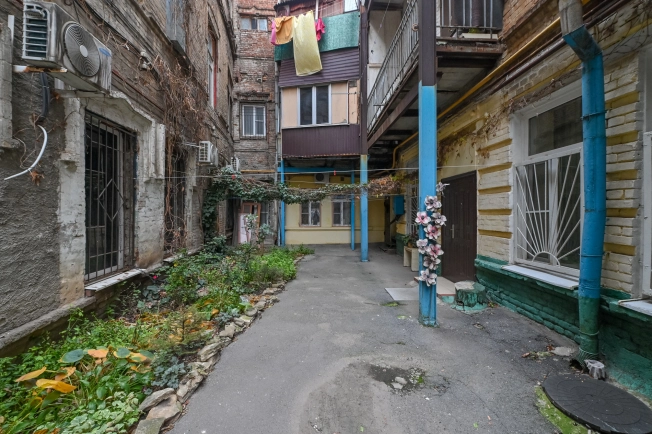 Купить квартиру в районе Кировский в Ростове-на-Дону. Вариант № 3165351, 17, площадь -  квм, цена 5700000 рублей