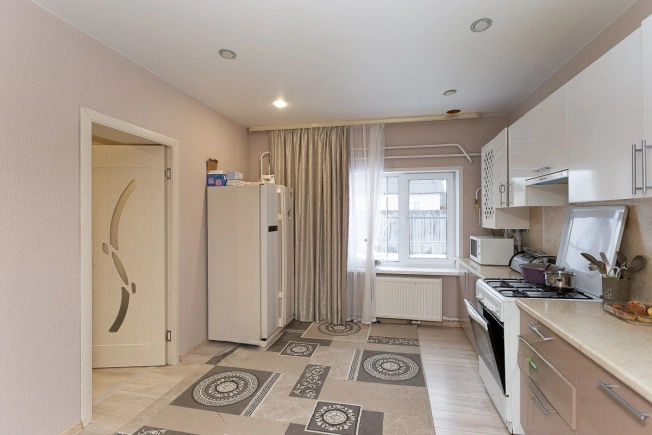 Купить дом на улице Старая Ляча в Ярославской области. Вариант № 22850, 1, площадь -  квм, цена 6300000 рублей