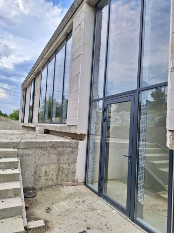 Купить дом на улице Октябрьский переулок в Новороссийске. Вариант № 18320, 6, площадь -  квм, цена 53400000 рублей