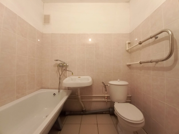 Купить однокомнатную квартиру в Ивановской области. Вариант № 5564095, 4, площадь -  квм, цена 3500000 рублей