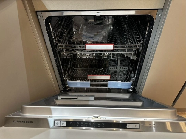 Купить квартиру в Москве. Вариант № 9959129, 13, площадь -  квм, цена 18500000 рублей