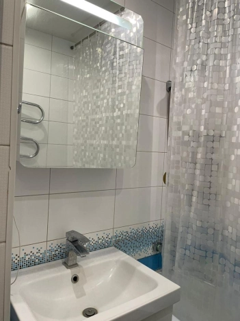 Купить двухкомнатную квартиру в Ростовской области. Вариант № 4511, 14, площадь -  квм, цена 4800000 рублей